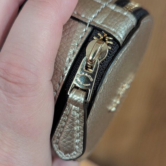 Coach Round Gold Metallic Leather Trinket Travel Jewelry Box - Picture 3 of 5